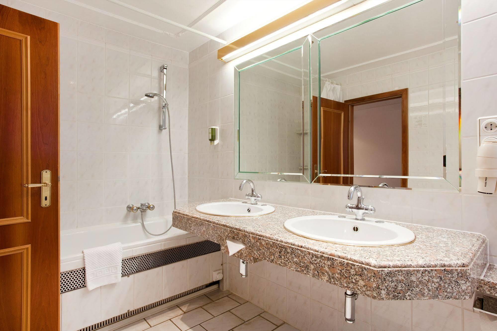 Gildors Hotel Atmosphere Dusseldorf Exterior photo